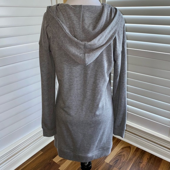 NWOT Gray Long Sleeve Dress - Picture 3 of 4